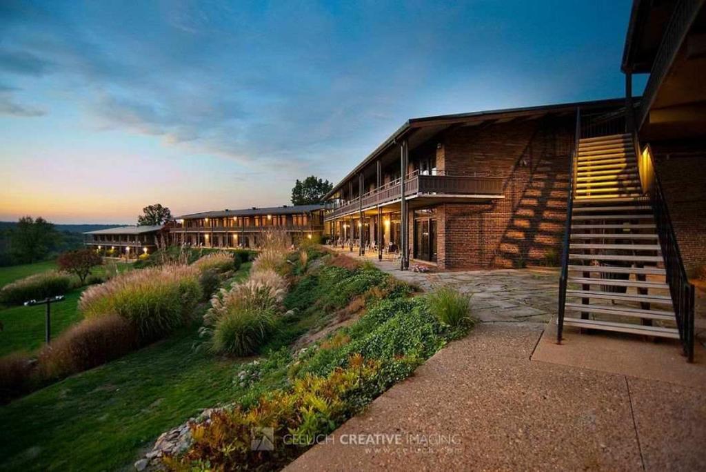 Atwood Lake Resort & Golf Club Sherrodsville Extérieur photo
